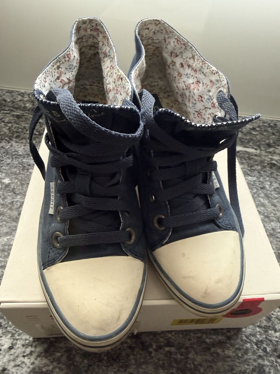 Esprit Scarpe da donna: Sneakers Esprit, blu con zeppa, taglia 37 – Usato da Roveredo GR venduto da ang_cc9l