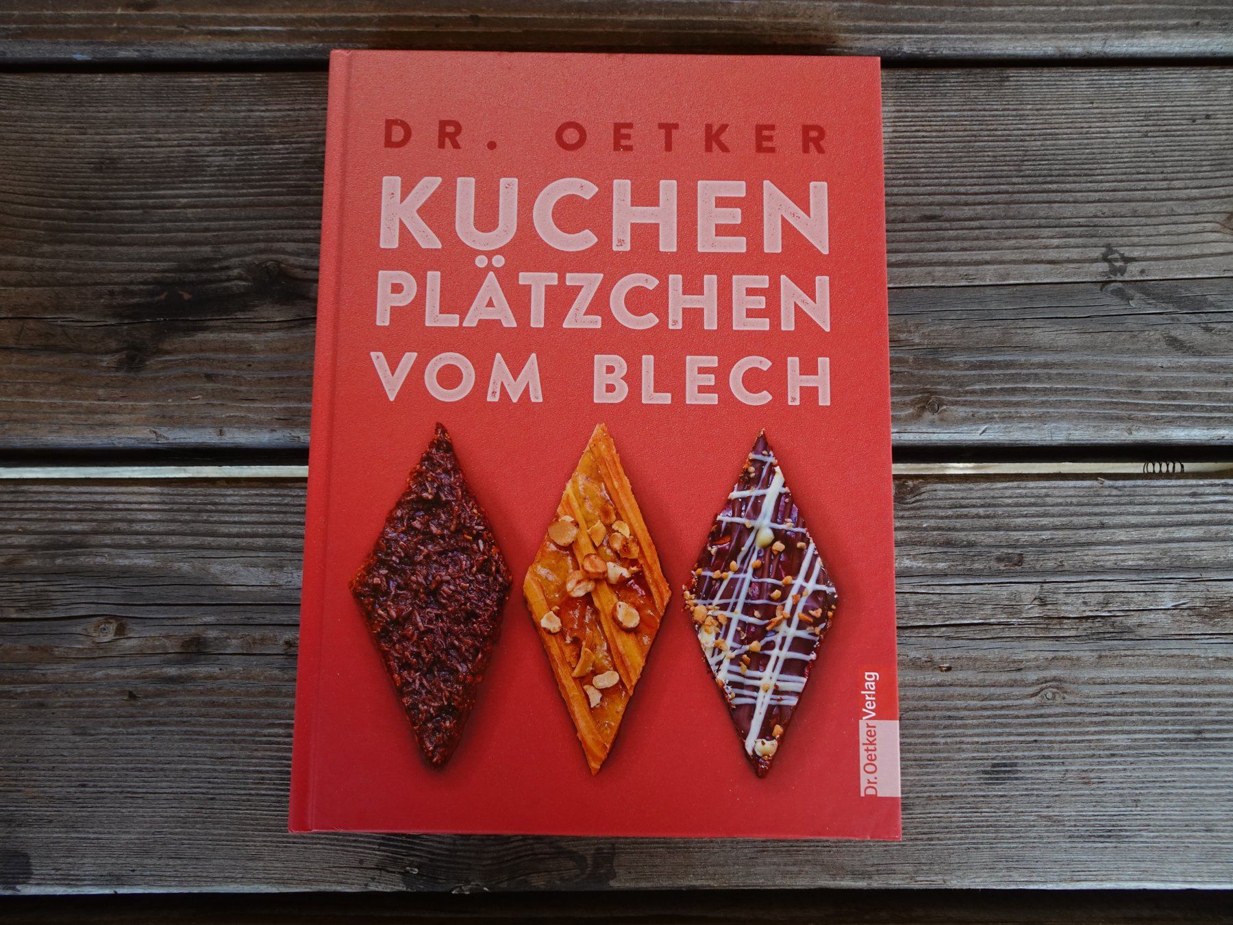 Libri: Dr. Oetker - Kuchen Plätzchen vom Blech - 423101 – Usato da Küssnacht am Rigi venduto da Bookslove-Divers