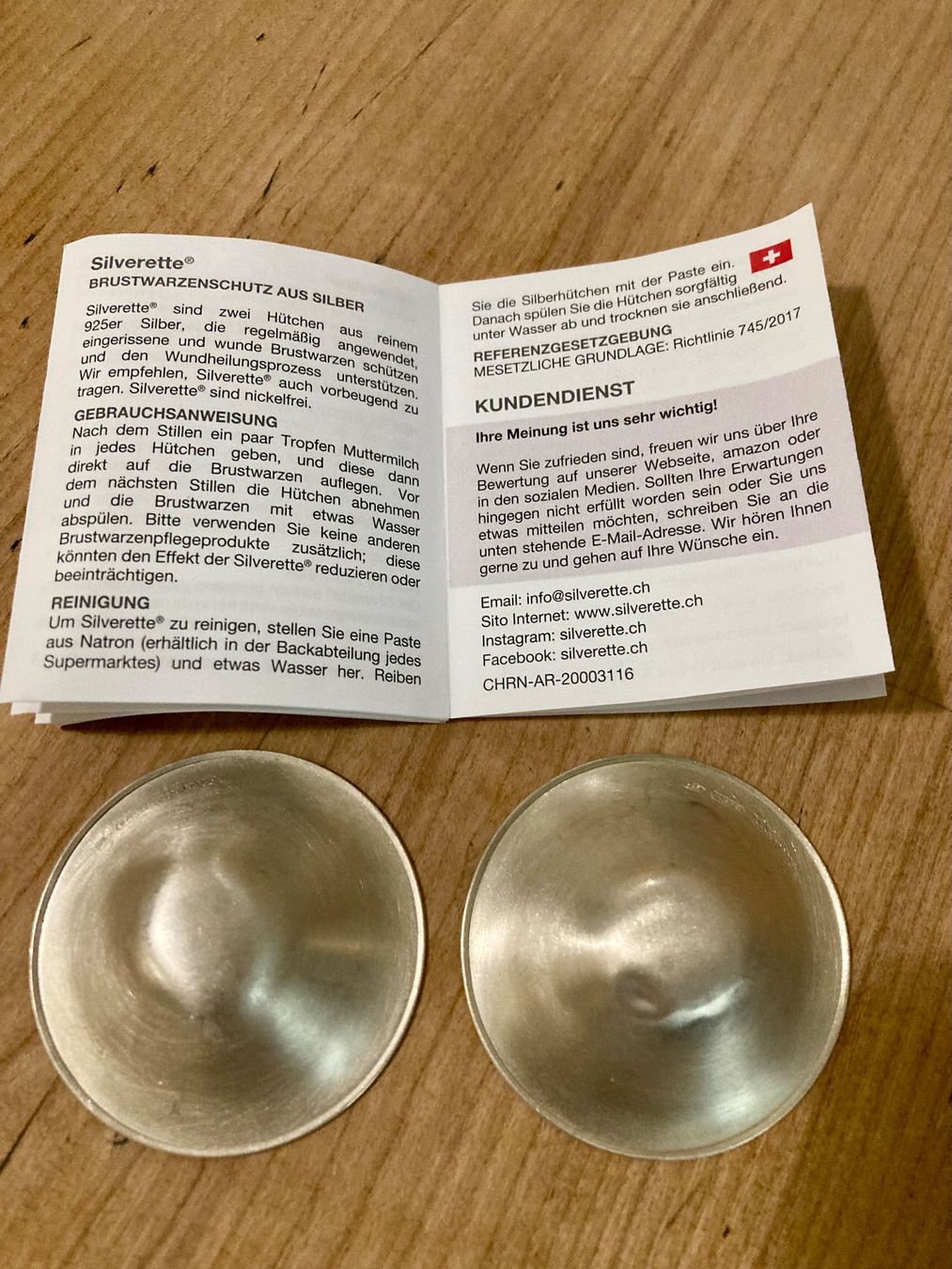 Silverette Accessori per l’allattamento: SILVERETTE Stillhütchen aus Silber, regular – Usato da Zürich venduto da kat_6kyq 1