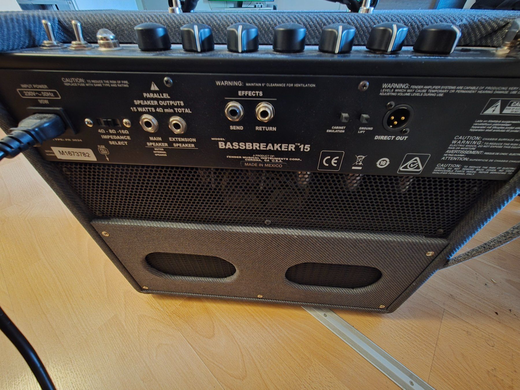Fender Amplificatori: Fender Bassbreaker 15 Combo Amplifier – Usato da Zürich venduto da Schmani_hu 2