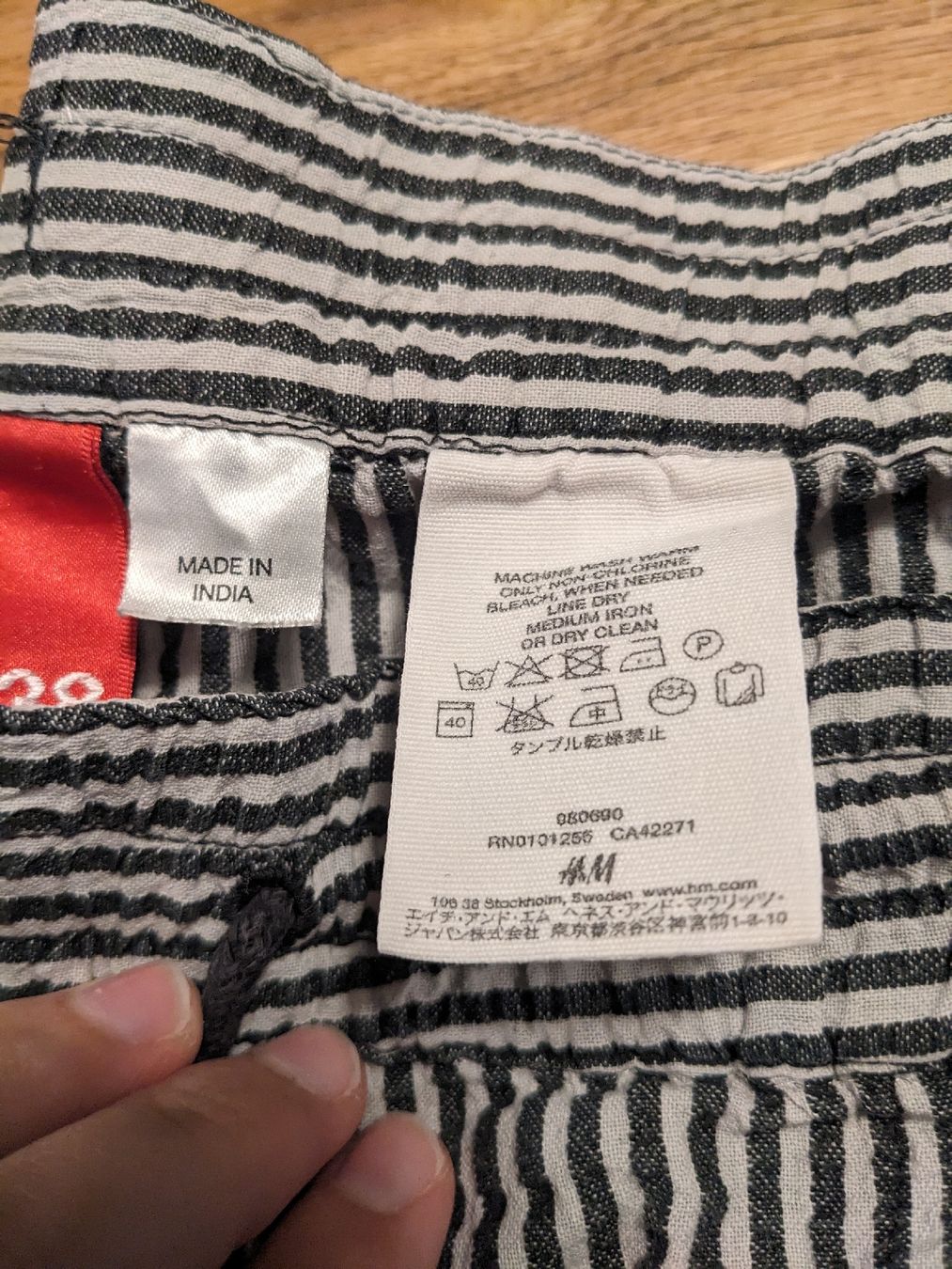 H&M Hosen: H&M Shorts / Hotpants, gestreift, Gr. 38 – Gebraucht aus Basel von labaffe01 5