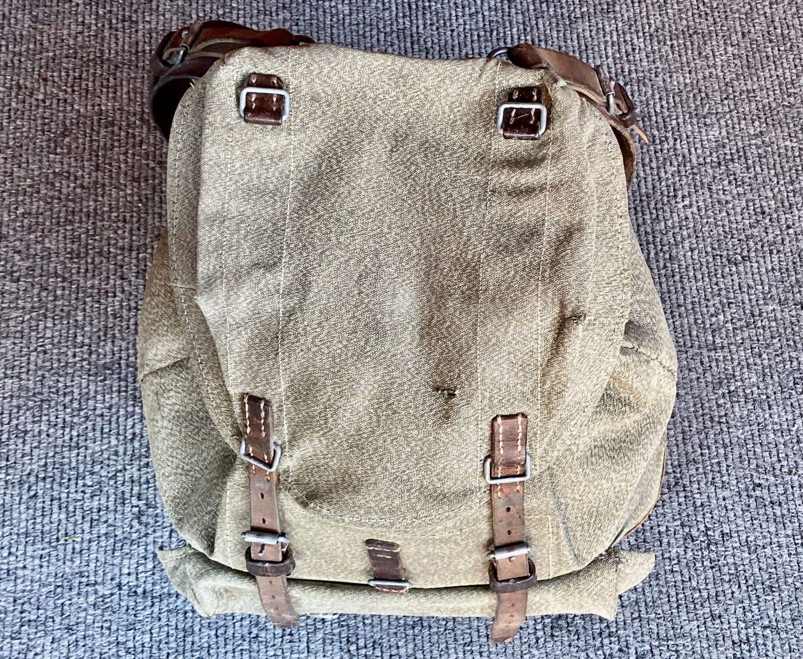 Zaini: Militärrucksack – Usato da Lüchingen venduto da Eeizo 4