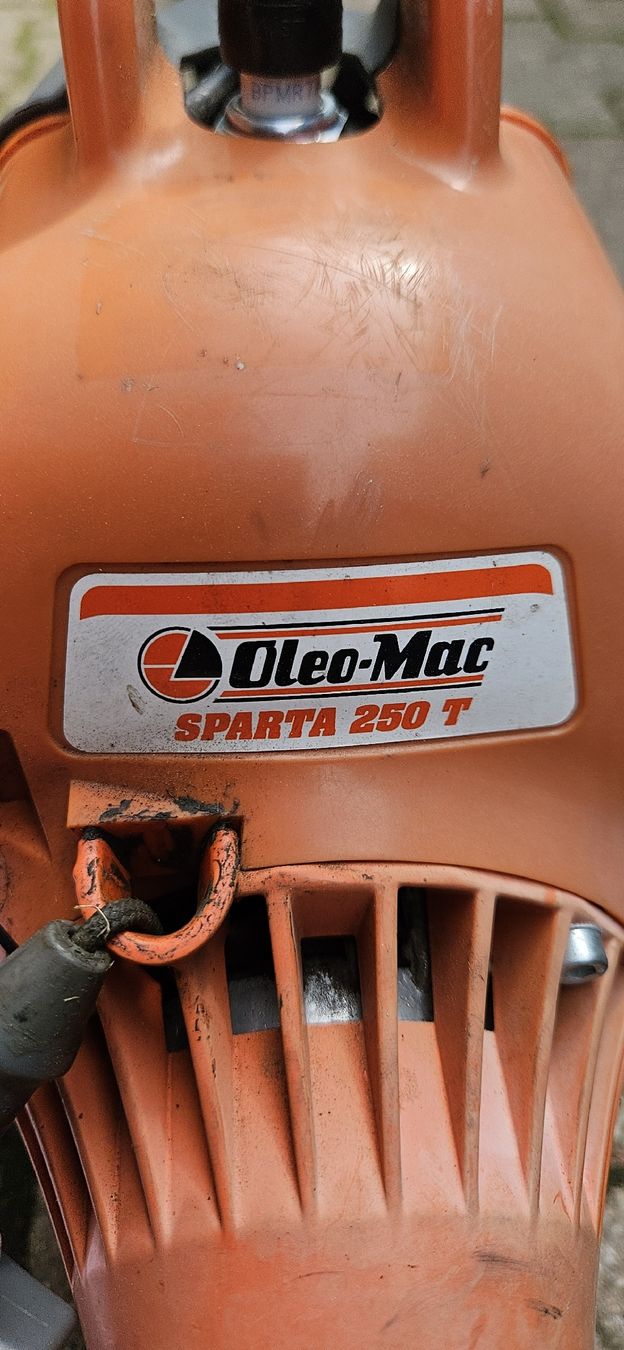 Alle Maschinen: OLEO-MAC Sparta 250T – Gebraucht aus Vich von Max-Mechanics 1