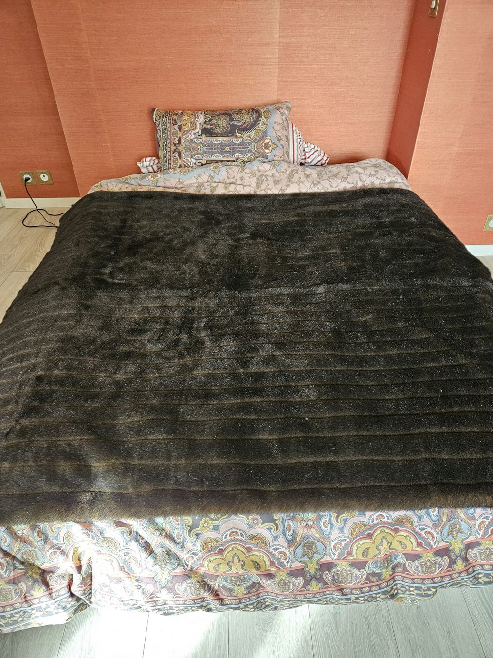 Letti: Lit gonflable 150 × 200 cm.   Très confortable. – Usato da GENEVE venduto da goldforall