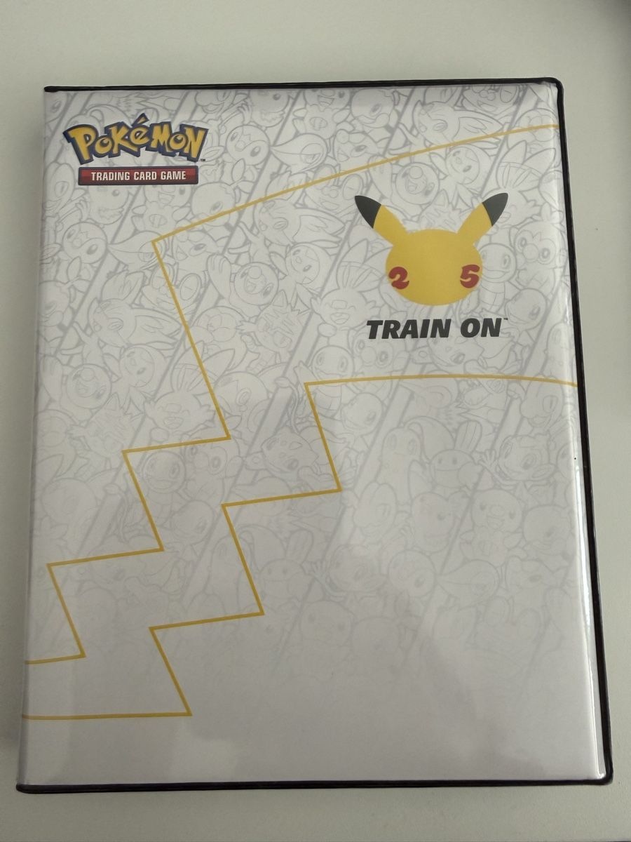 Karten: Pokemon Ordner mit oversized Karten – Neu (gemäss Beschreibung) aus Wangen b. Olten von Miruku_chan