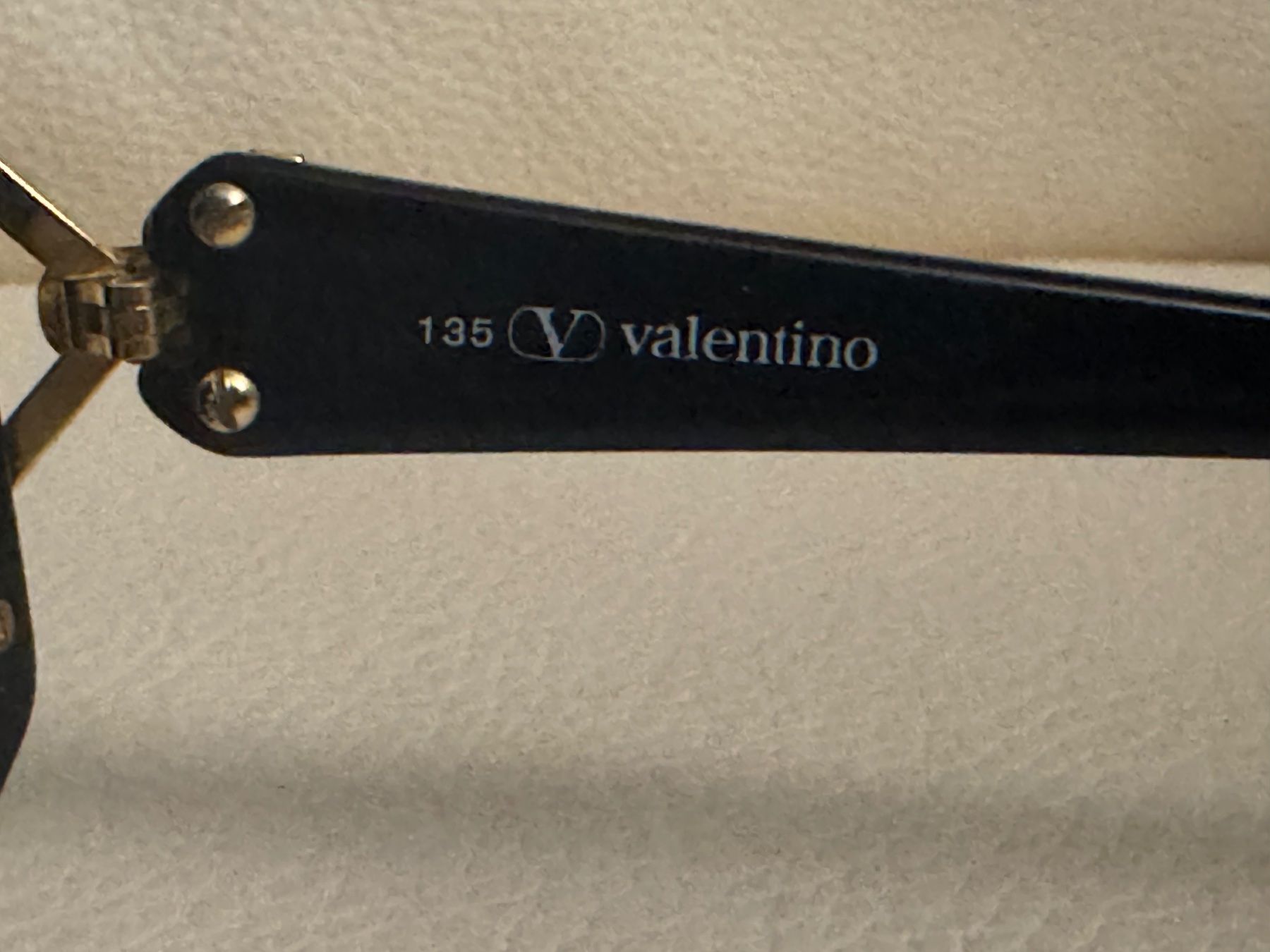 Valentino Brillen & Gläser: Lunettes de soleil Valentino – Gebraucht aus La Brévine von ycy_m22k 8