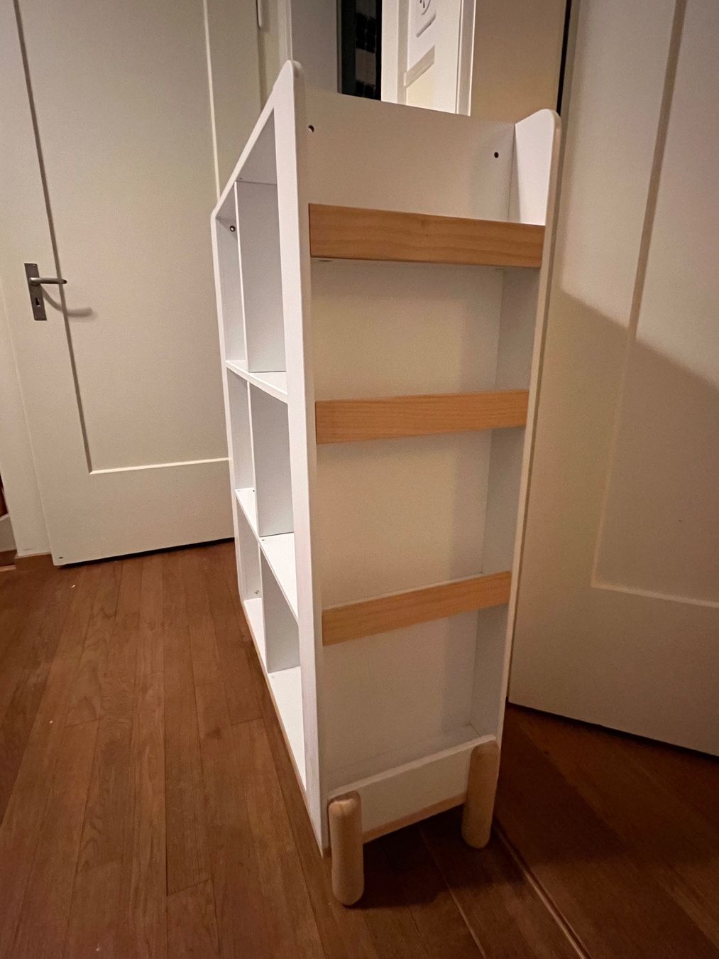 Vertbaudet Scaffali: Vertbaudet Kinderzimmer Regal, 9 Fächer - weiss – Usato da Winterthur venduto da Yeurd 1