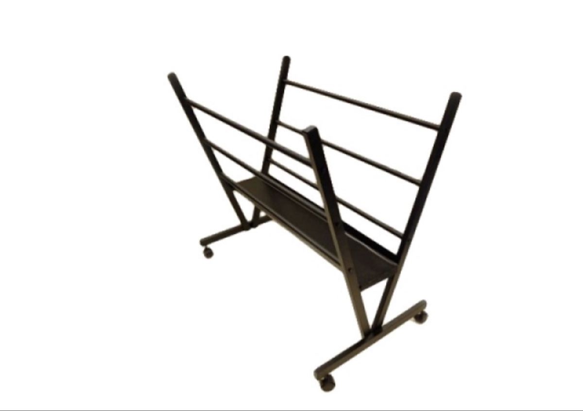 Ladenausstattungen & Messebau: Newspaper Rack Metal Black on Wheels Good Condition – Gebraucht aus Basel von kar_p7sd