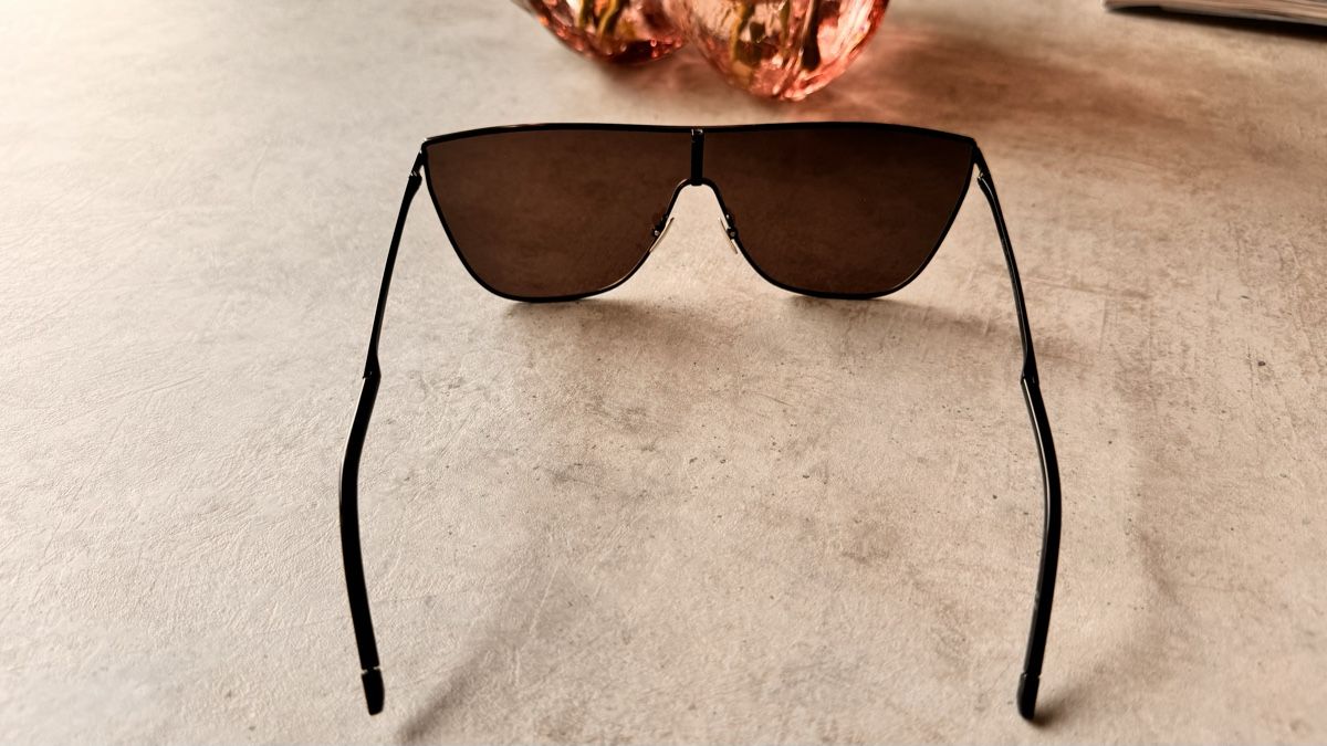 Saint Laurent Occhiali & Lenti: Saint Laurent Damen Sonnenbrille mit Etui – Nuovo (secondo la descrizione) da Bubikon venduto da Mtr1608 4