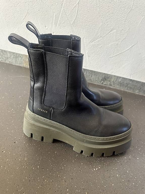 Scarpe da donna: Copenhagen Studios Stiefeletten – Nuovo (secondo la descrizione) da Gansingen venduto da mue_8kb9 2