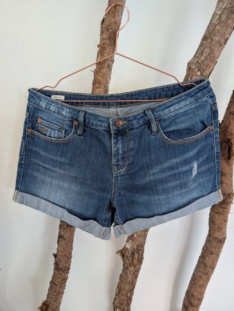 Quicksilver Frauen Jeans Shorts