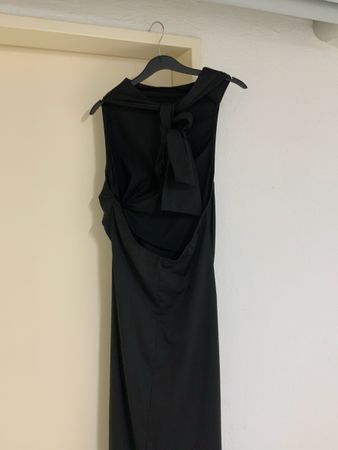 Kleid schwarz Grösse L mit Etikett neu