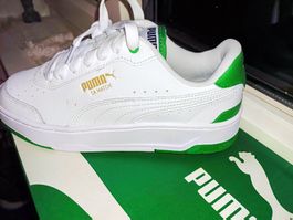 CHAUSSURES PUMA p. 38.5 Original jamais portés