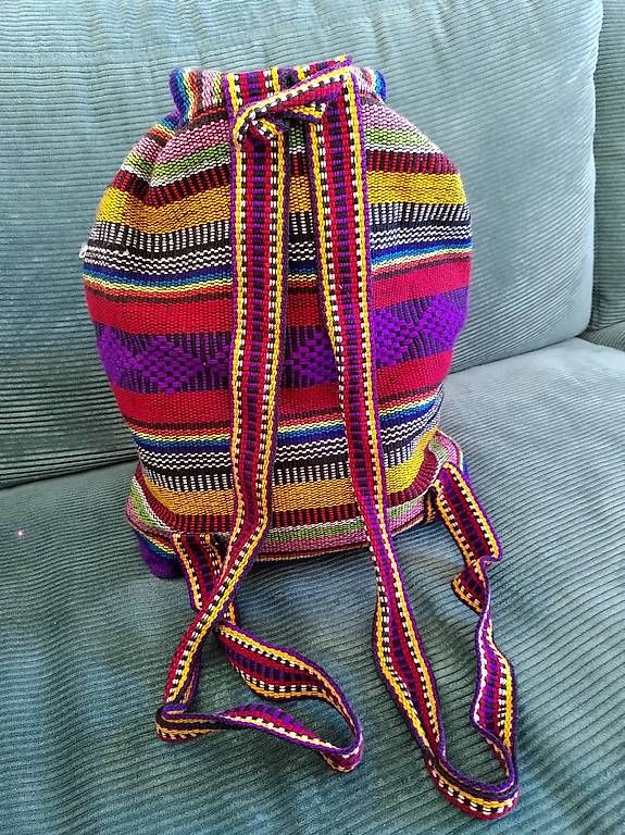 Zaini: Bunter Rucksack im Ethno-Stil – Usato da Lostorf venduto da servollo1 1