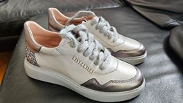 neue Sneaker Hispanitas aus Echtleder - Gr. 38 - NP: 169.90