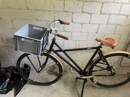 Hollandvelo Brixbike mit Holzkotflügel & Wellenantrieb