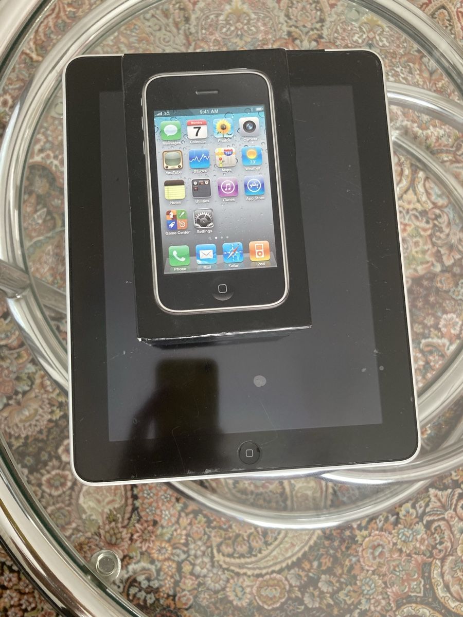 Apple Portables: iPhone 3G  – Défectueux à Breganzona par Homa2704