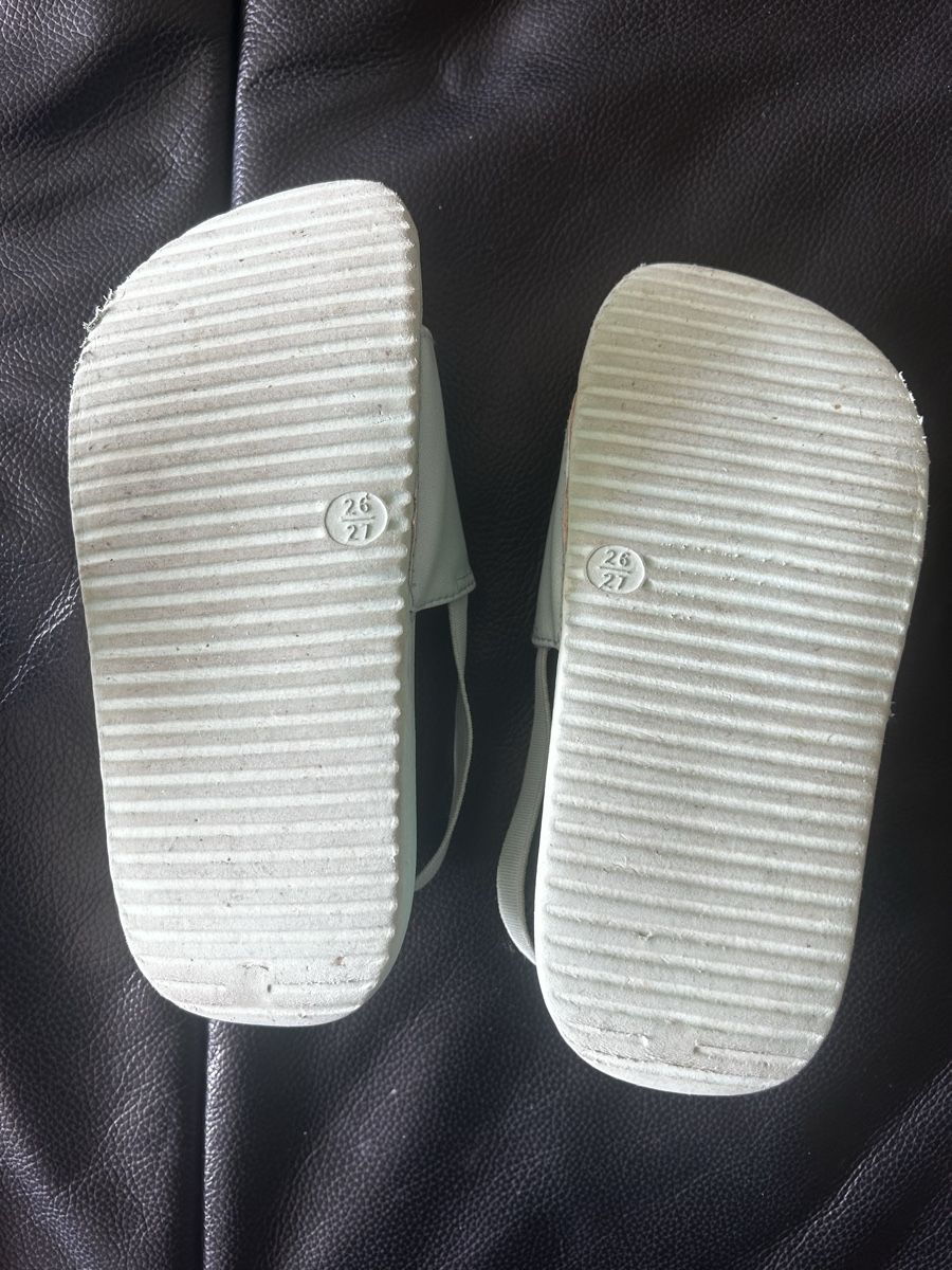 H&M Scarpe per ragazzi: Sandales de plage H&M / taille 26-27 – Usato da Meyrin venduto da Bronx86 1