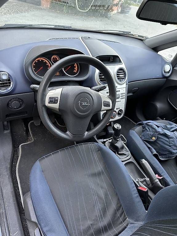 Autos: Opel corsa  – Gebraucht aus Mezzovico von Garagebazzy93 2