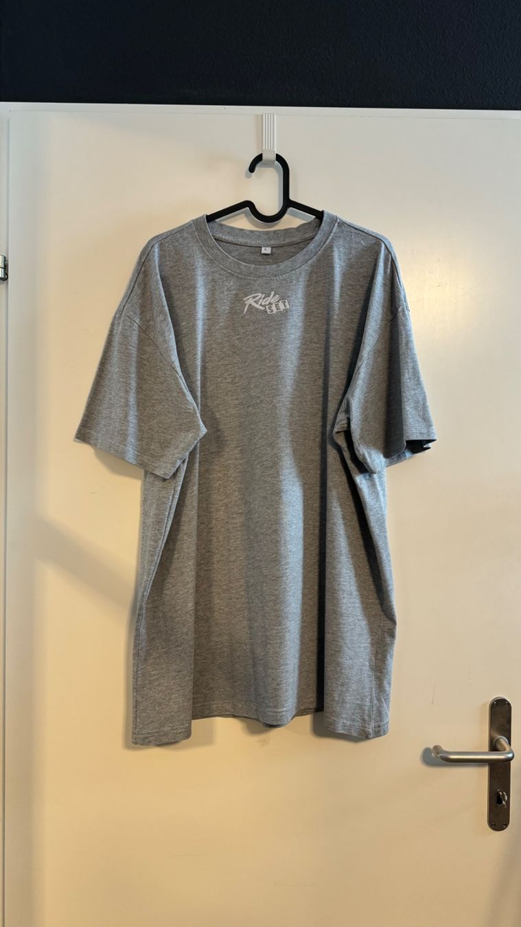 T-shirt: RideSet Oversized T-Shirt Grau Grösse L – Usato da St. Gallen venduto da raphael.daehler 6