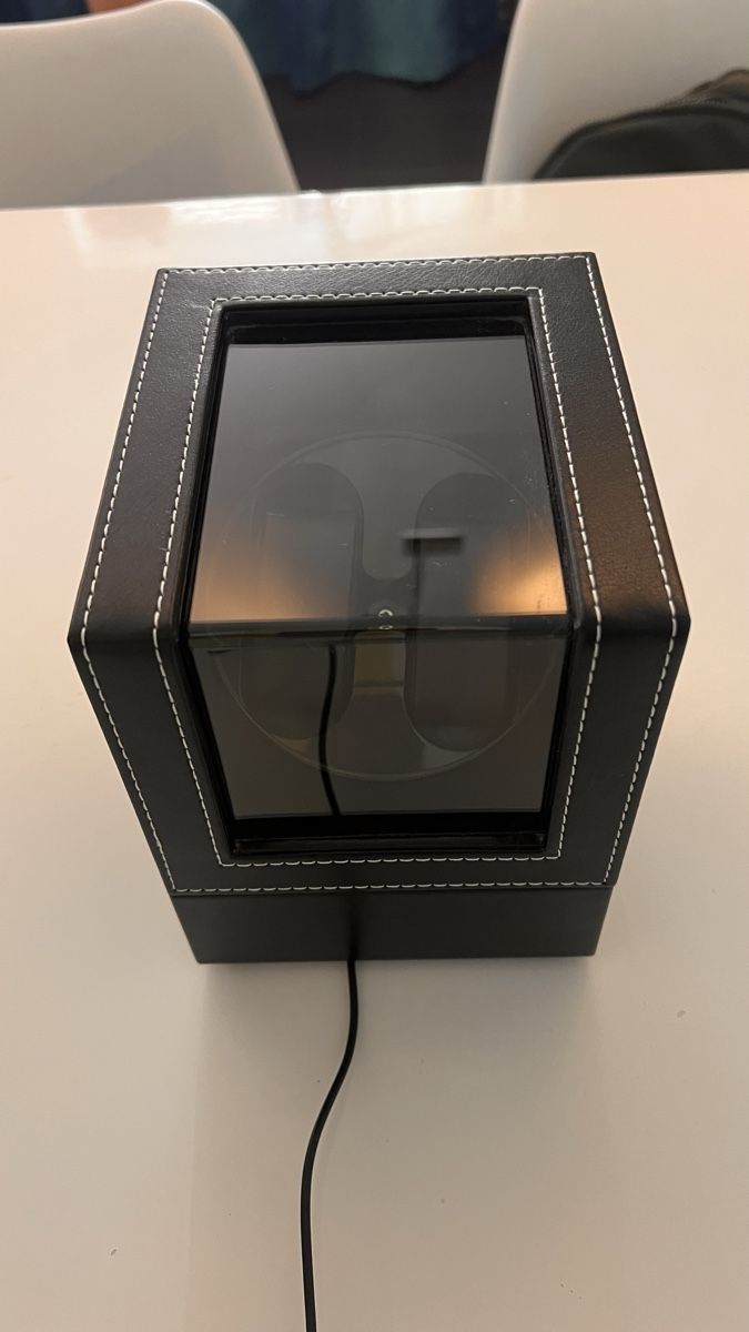 Montres: Automatic Watch Winder for 2 watches, Black, New – Neuf (Voir description) à Zürich par fer_6stt