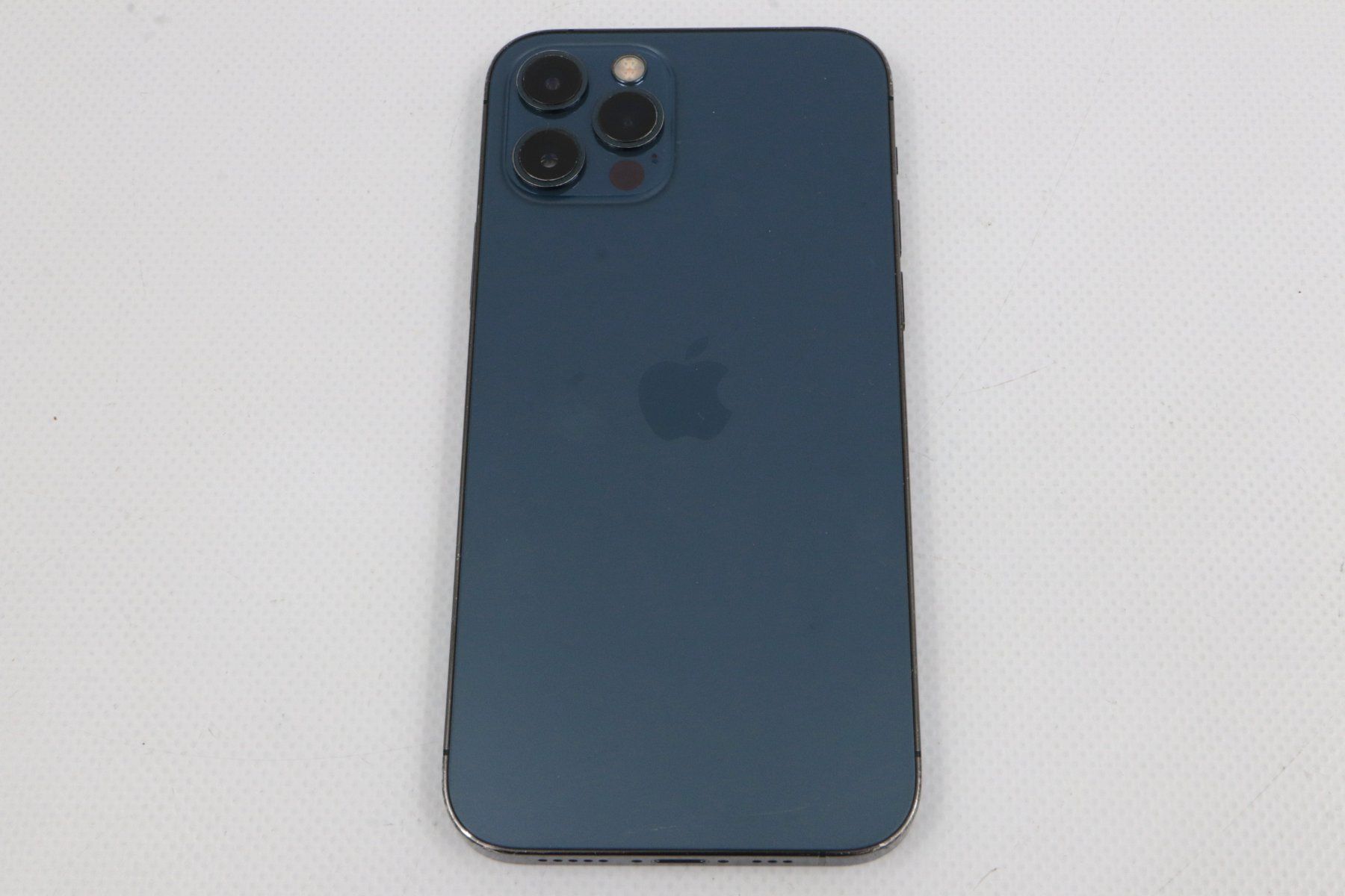 Apple Telefoni cellulari / Smartphones: APPLE iPhone 12 Pro iCloud gesperrt (26060116) – Difettoso da Zürich venduto da fundsachenverkauf 1