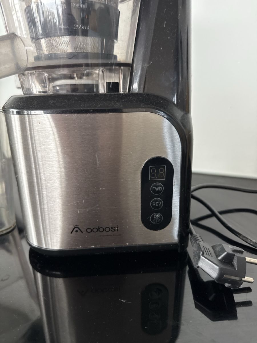 Küchengeräte: Aobosi Juicer/Entsafter – Gebraucht aus Zürich von nad_s27g 1