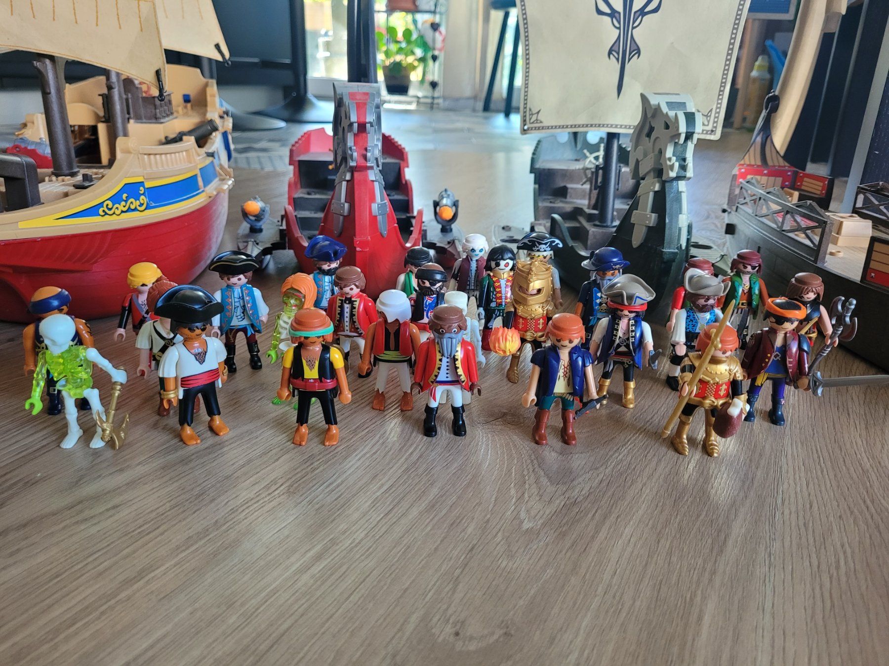 Playmobil Spielzeuge: Lot de Playmobil "Pirates" Bateaux et personnages – Gebraucht aus Noville von Noisette83 3
