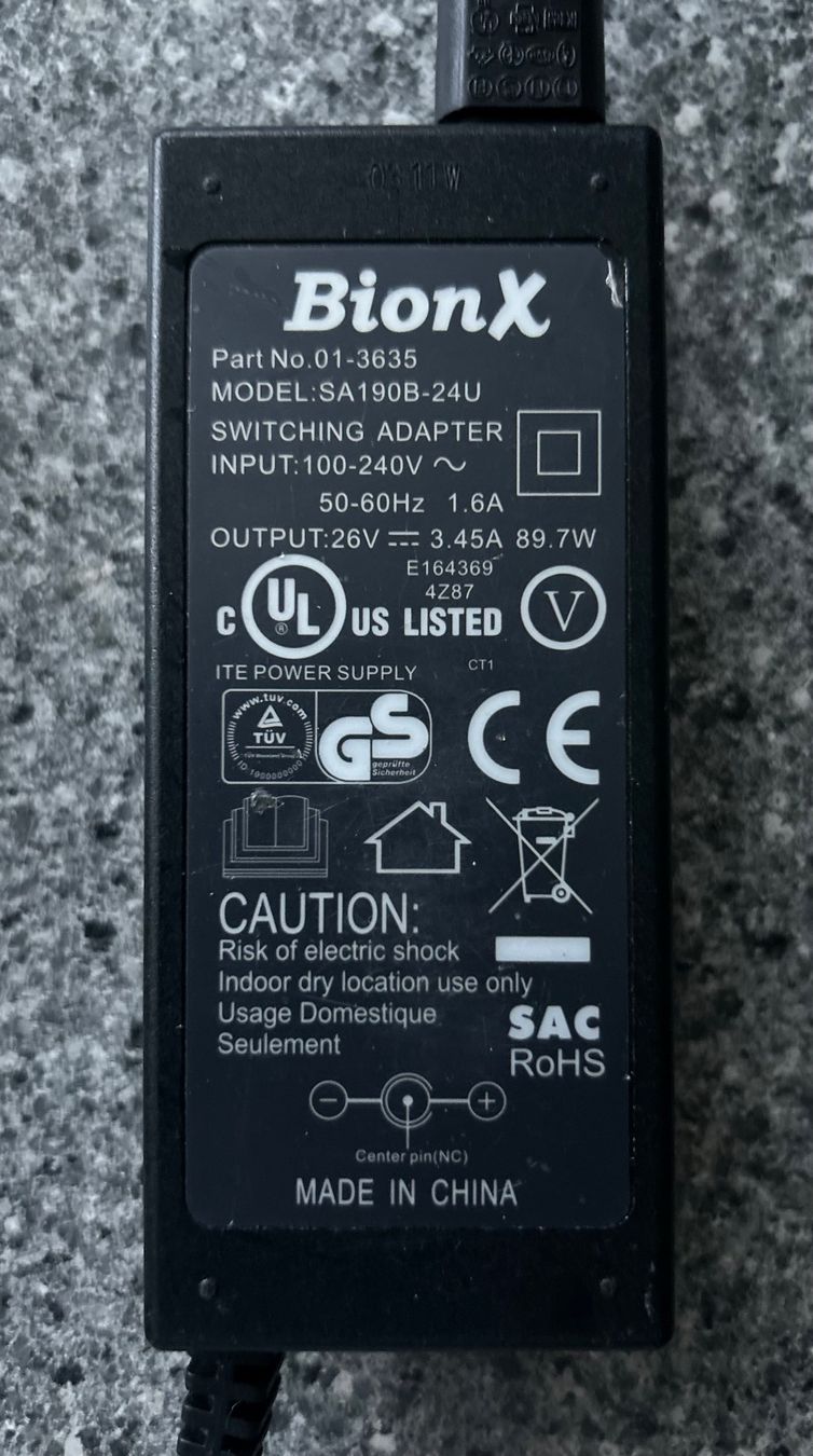 Bionx Batteries: BionX E-Bike Akku 48V inkl. Ladegerät – D'occasion à Berg TG par Viper9 4