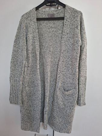 Graue Strickjacke mit Taschen, offen, Grösse M Top!