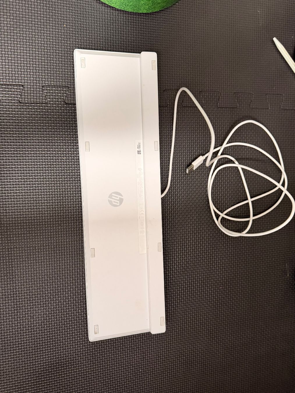 Hewlett Packard Tastiere: HP Tastatur Weiss – Usato da Herisau venduto da fc2_f556 1