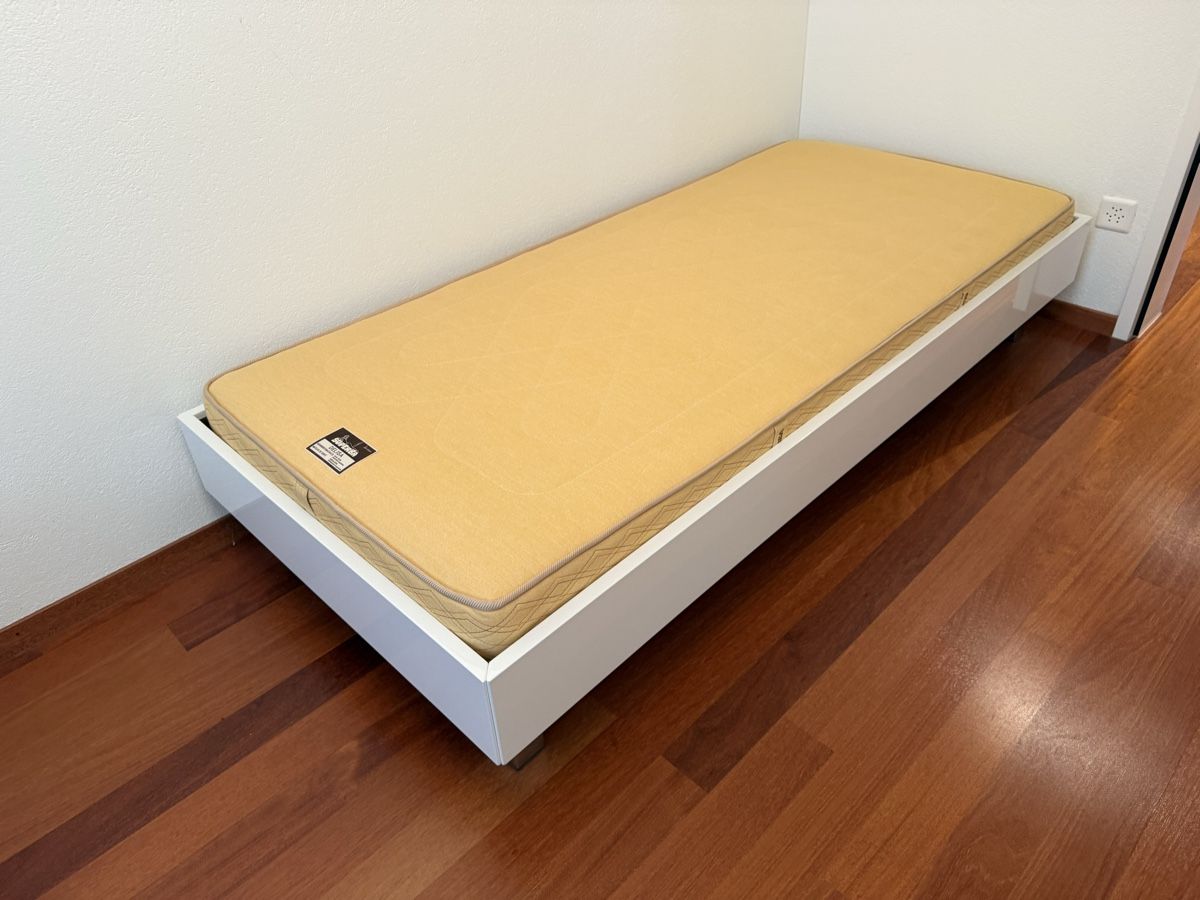 Pfister Letti: Bett inkl. Matraze – Usato da Horw venduto da MOPA27 1