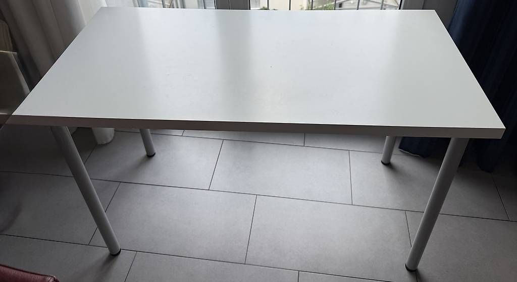 Ikea Scrivanie: Schreibtisch Ikea – Usato da Aarburg venduto da Arcormauri