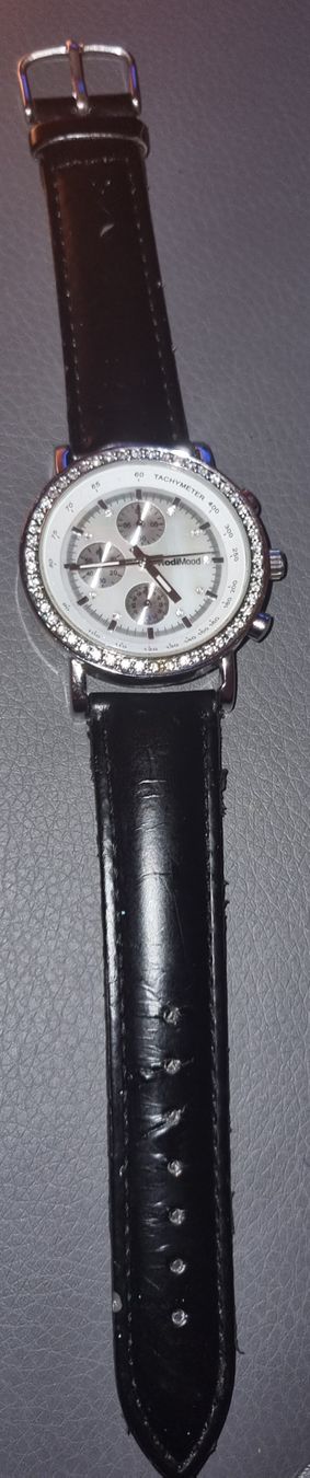 Orologi: Elegante RODI Uhr mit Strass Steinen – Usato da Langnau am Albis venduto da bro_lh5f