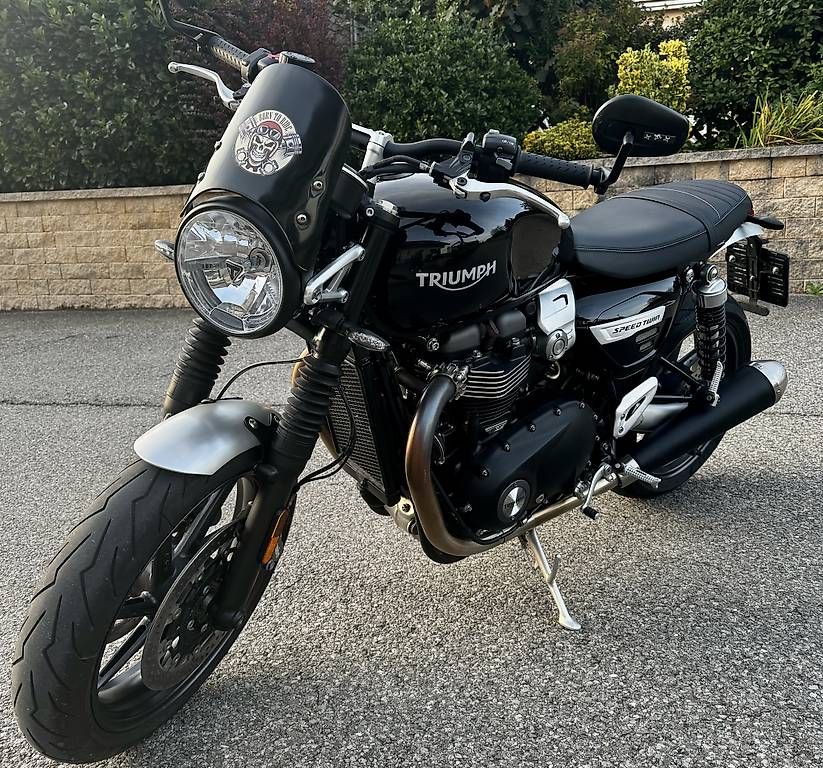Triumph Strada: Vds Triumph Speed Twin 1200 – Usato da Lavigny venduto da fdo01