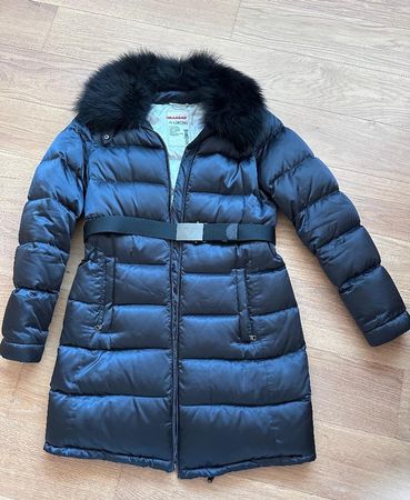 PRADA Daunenmantel mit Pelzkragen, Grösse 38, Schwarz