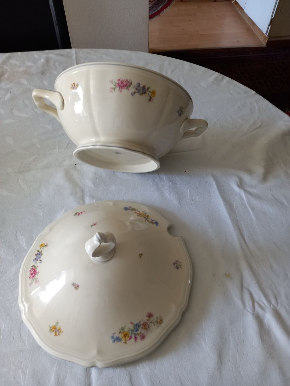 Rosenthal Ciotole: Handgemalt Rosenthal CHIPPENDALE  Henkel Suppeschussle. – Usato da Bern venduto da Imamrashed 6