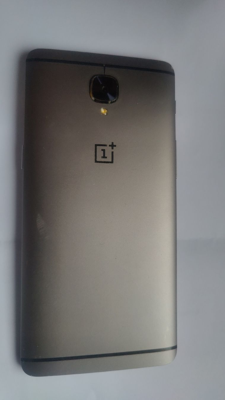 OnePlus Telefoni cellulari / Smartphones: Oneplus 3T – Usato da Degersheim venduto da HariOm 1