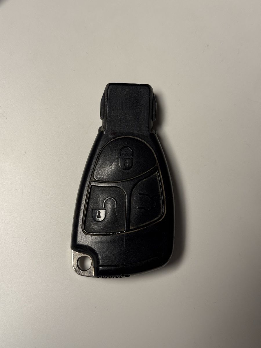 Mercedes-Benz Chiavi: Chiavi Mercedes – Usato da Chiasso venduto da vav_l9h2 1
