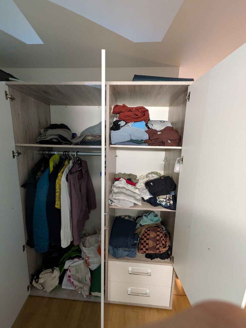 Armadi: Kleiderschrank  – Usato da Zürich venduto da gia_x9cl 1