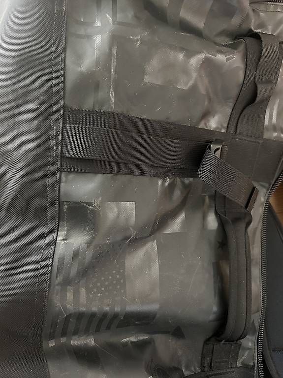 North Face Zaini: The North Face Base Camp Duffel M/M  Flag print – Usato da Kirchberg SG venduto da medea014 3