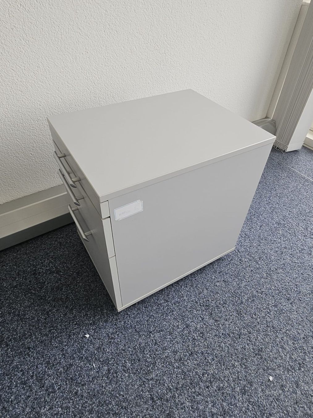 Kommoden: Grauer Schrank klein – Gebraucht aus Zürich von M-CityB 2