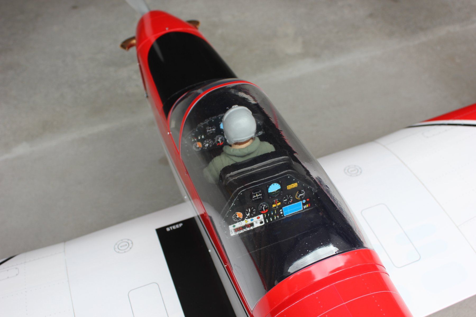 Modellismo RC: PC-7 von VQ Models Spw.154 cm mit Elektromotor – Nuovo (secondo la descrizione) da Eschlikon TG venduto da Mitjet 5