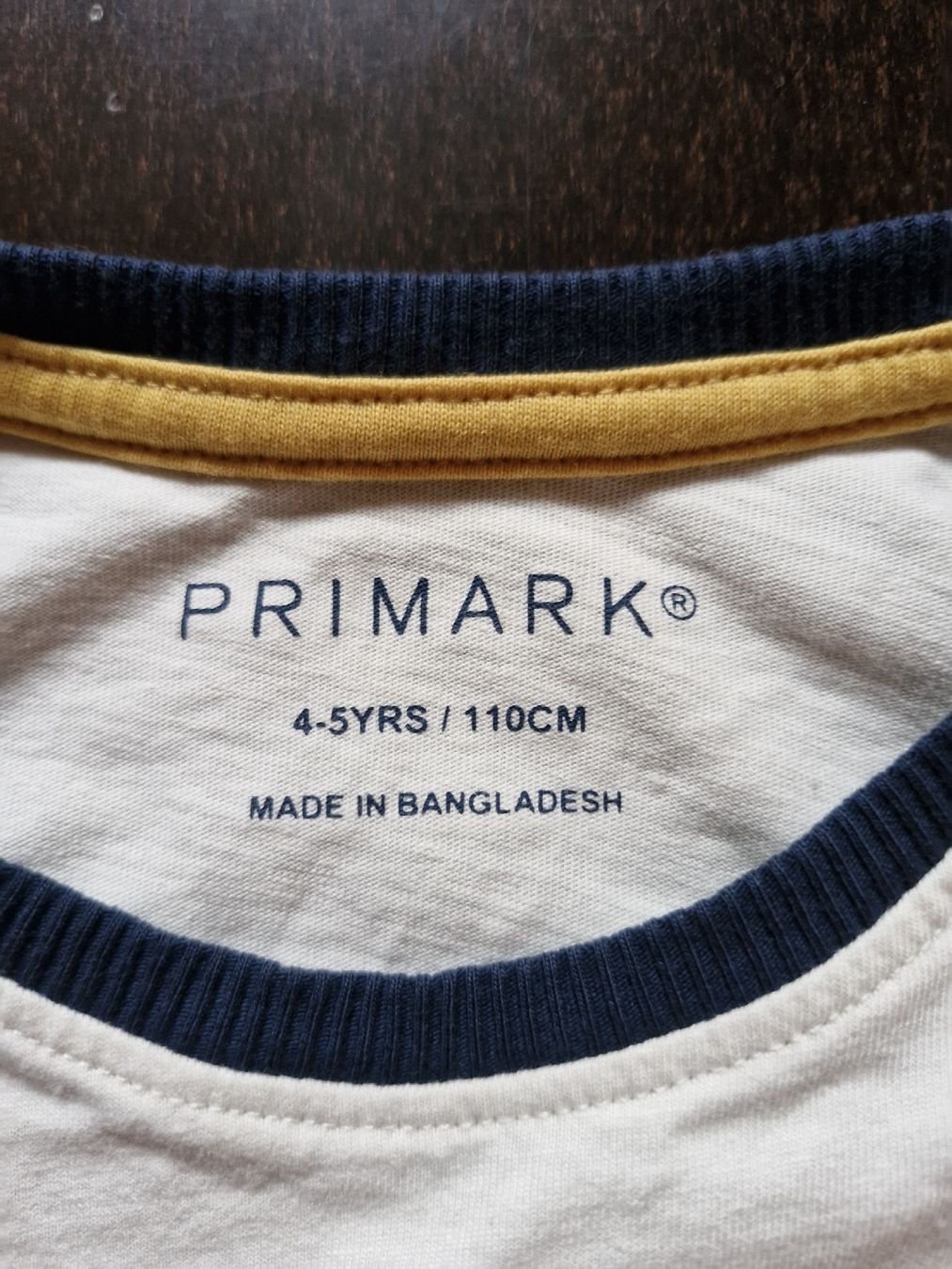 Primark Pullover & Sweatshirts: Langarmpulli  mit Motiv Smile Gr.110. – Gebraucht aus Disentis/Mustér von epa_862v 2
