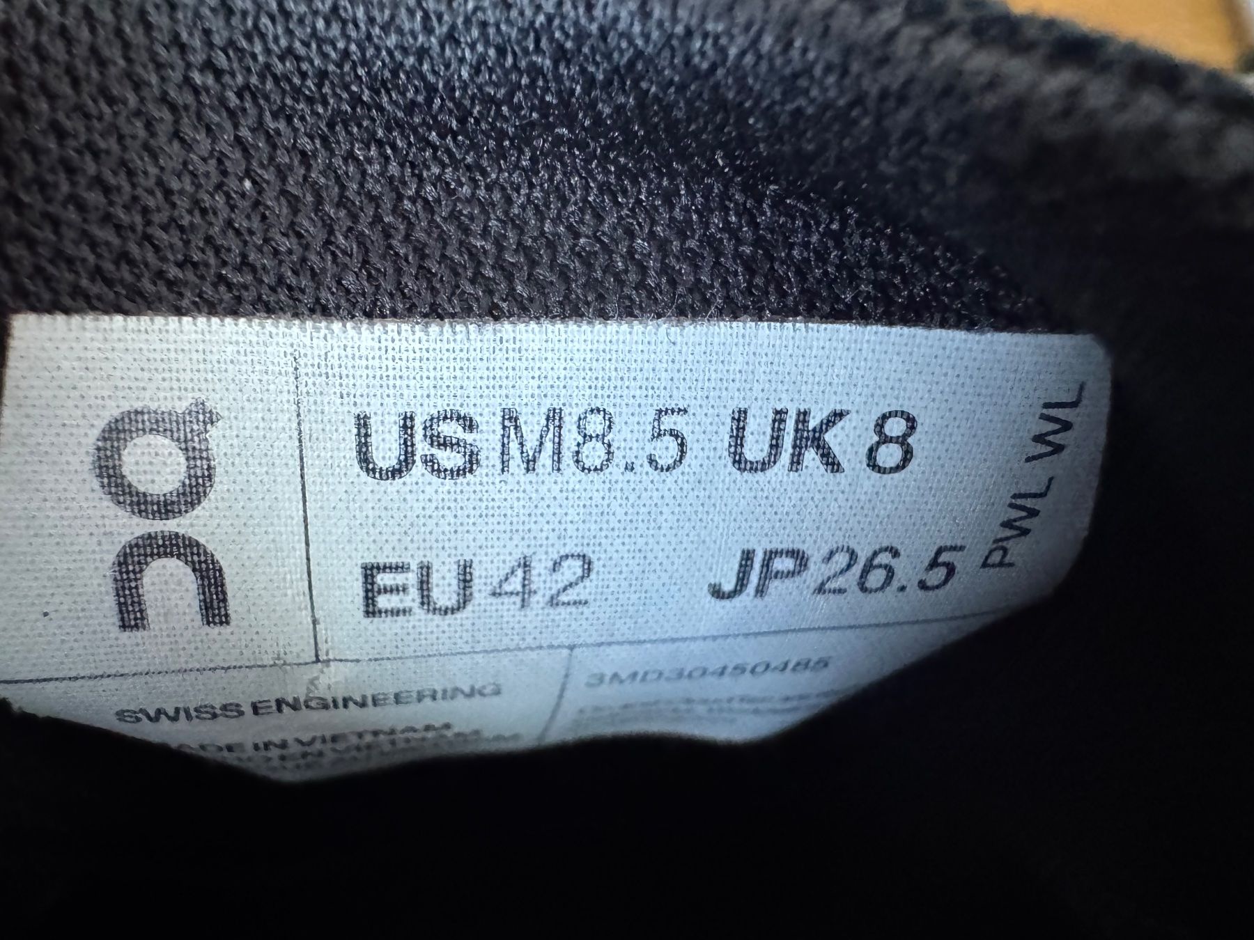 On Scarpe da uomo: On Schuhe Gr 42 – Usato da Frauenfeld venduto da max11116 4