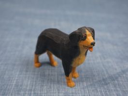 Berner Sennenhund handgeschnitzt und bemalt