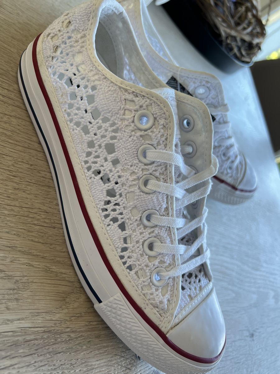 Scarpe da donna: Neue Converse All Star chrochet / gehäkelt – Nuovo e nell'imballaggio originale da Spiegel b. Bern venduto da FabienneCl 1