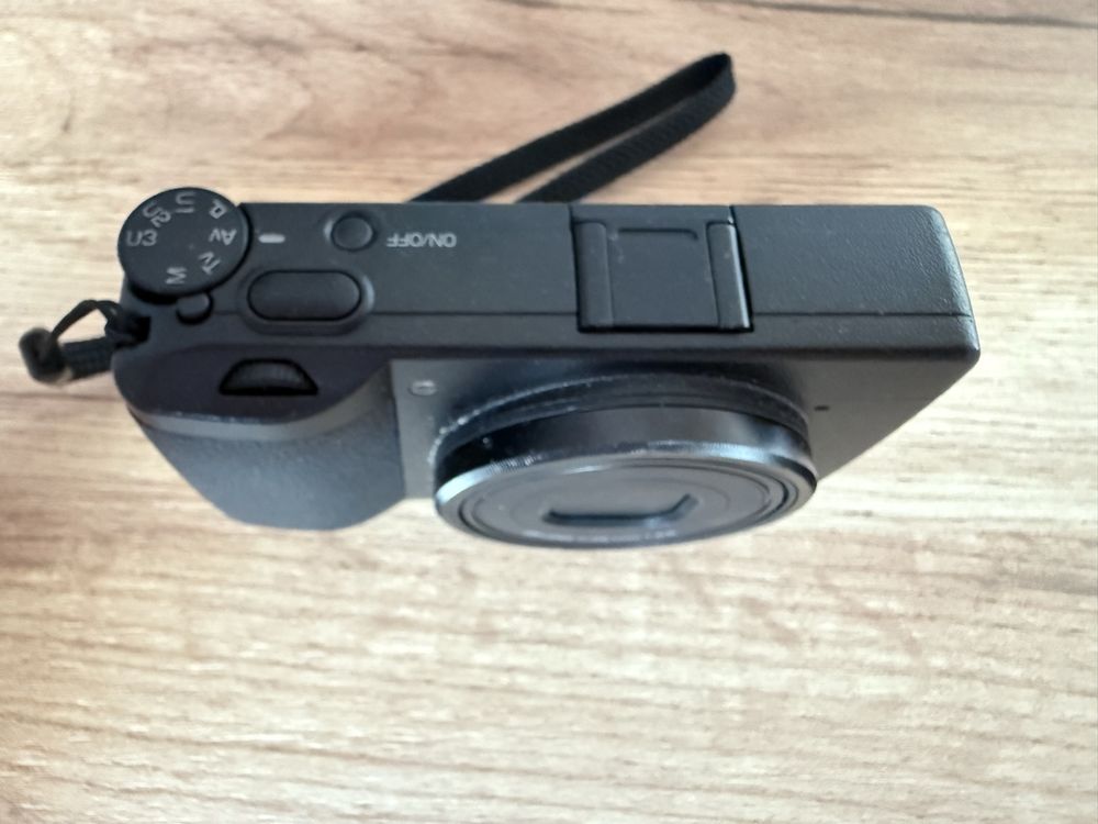 Ricoh Kamera: Ricoh GR Digitalkamera - Ideal für den Sommer! Top! – Gebraucht aus Spiez von Blaubi75 2