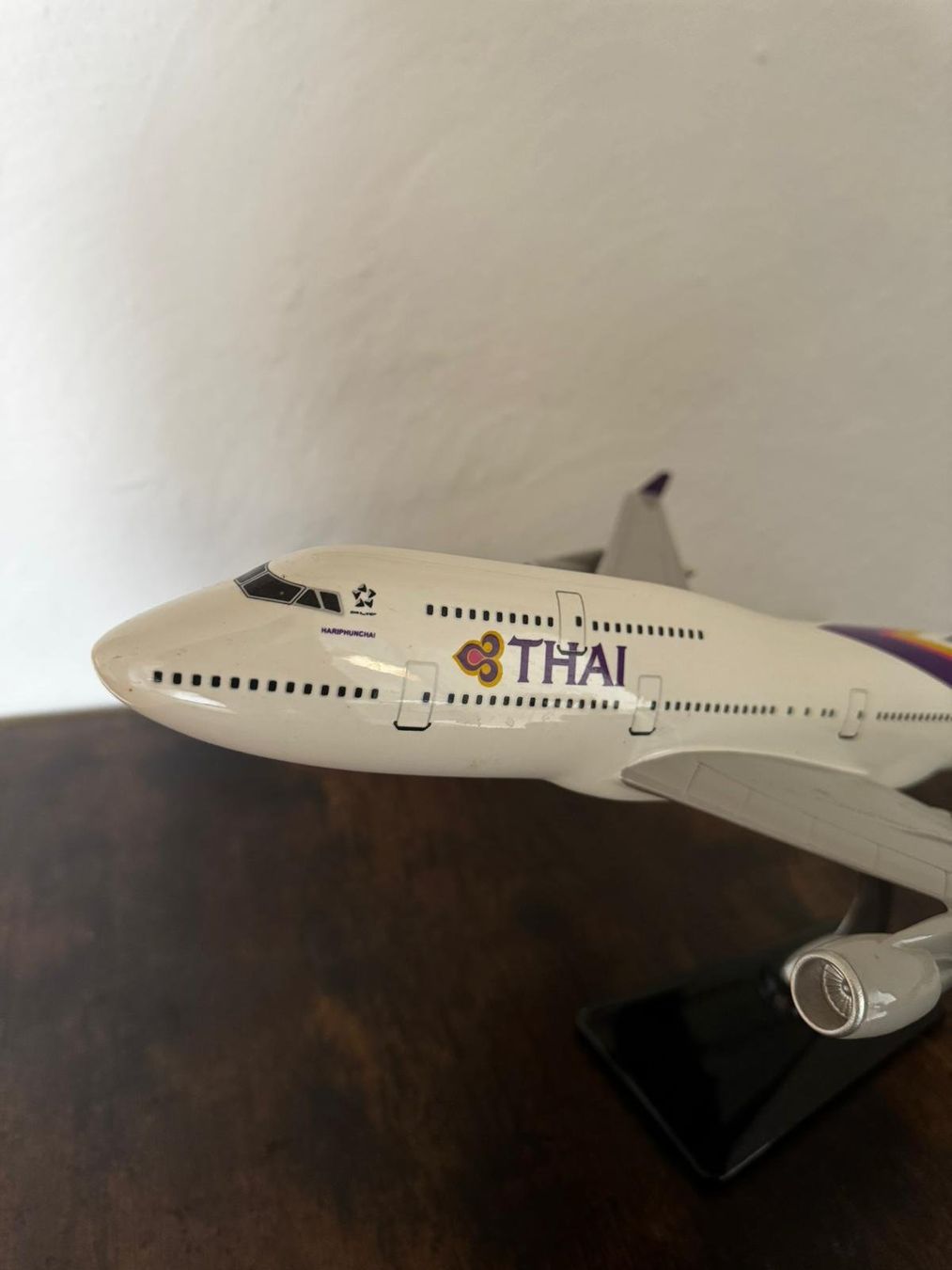 Boeing Kit di modellismo & Modellini statici: Thai Airways Boeing 747  Model – Usato da Effretikon venduto da jazz.pi 1