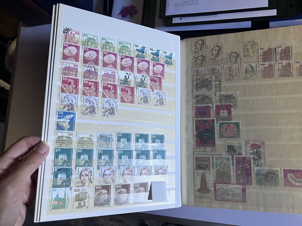 Tutti i francobolli: Briefmarken Sammlung in Alben (4) – Usato da Glattfelden venduto da maa_qcj8 8